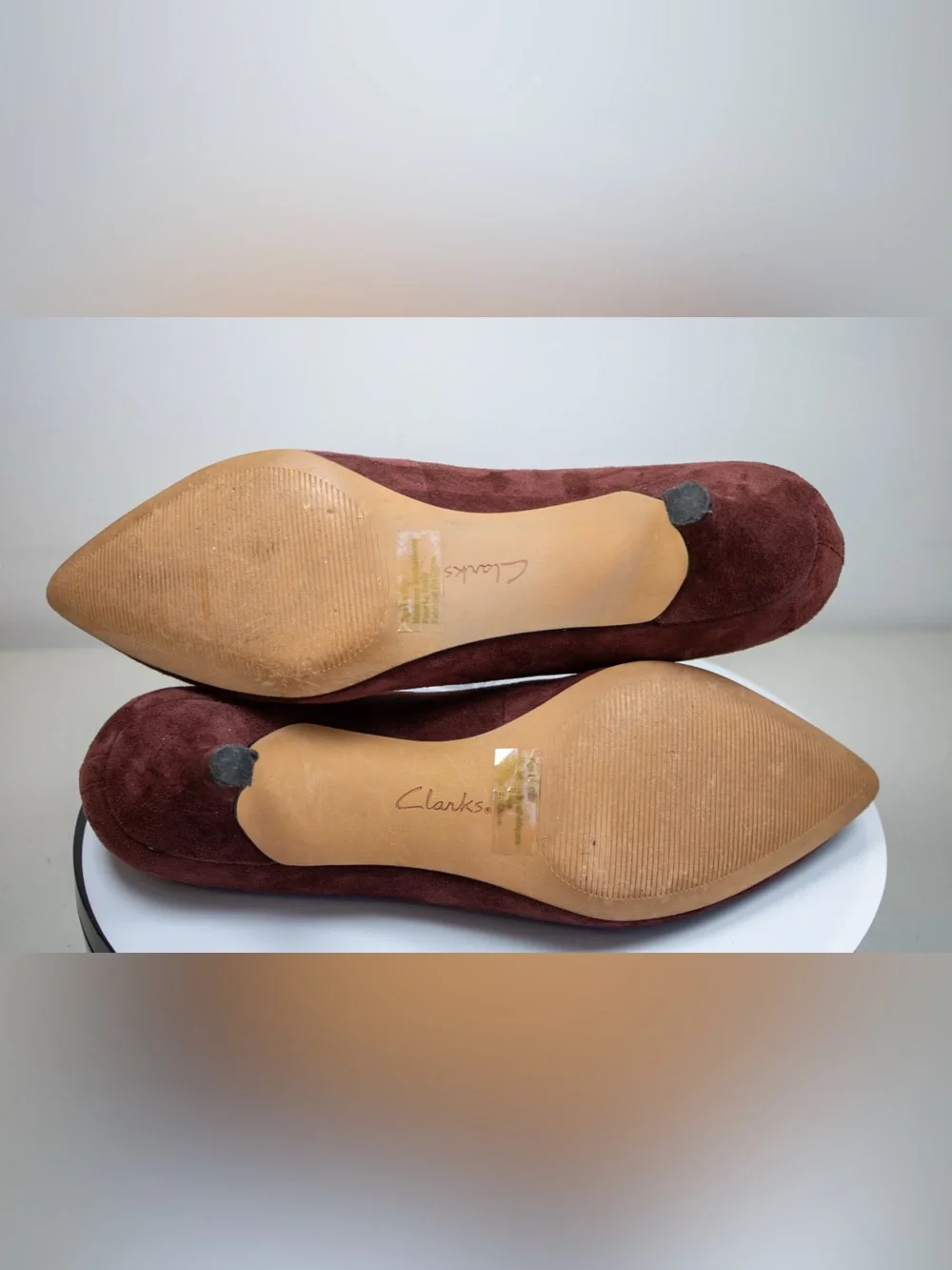 Clarks Indigo Kitten Heel Pointed Suede Pump Deep Burgundy Women's Shoes Size 10